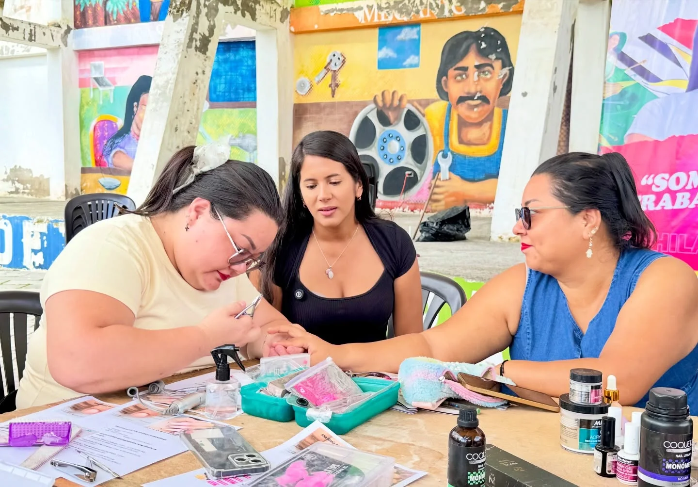 Capacitación y desarrollo productivo en Puerto Limón.